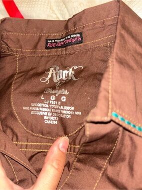 Wrangler Brown Rock 47 Button-Up Shirt with Pink Label Accent vintage